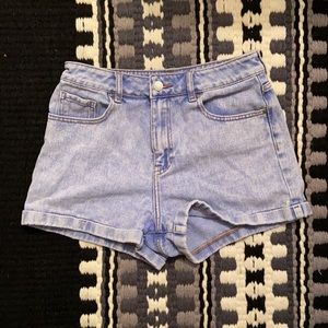 Pacsun Mom short. Size 28.